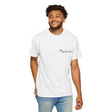 Cargar imagen en el visor de la galería, Manhattan Bridge Graphic T-Shirt — Minimal Cityscape Tee